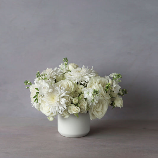 Alabaster Full Centrepiece